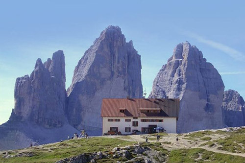 Rifugio Locatelli (2438 m)