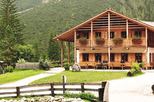 Rifugio Fondo Valle (1540 m)