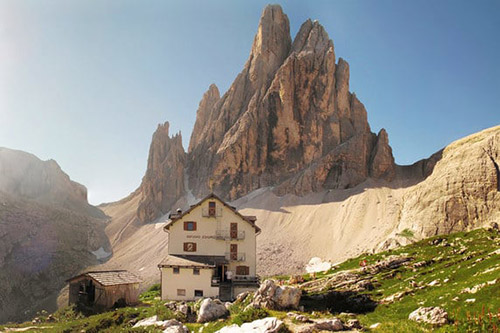 Rifugio Zsigmondy Comici (2235 m)
