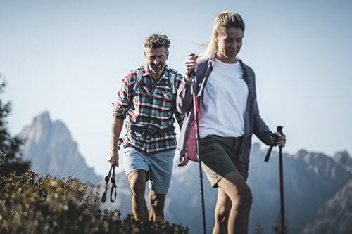 Sul Monte Elmo, 2.434 m e sul Monte Arnese, 2.550 m