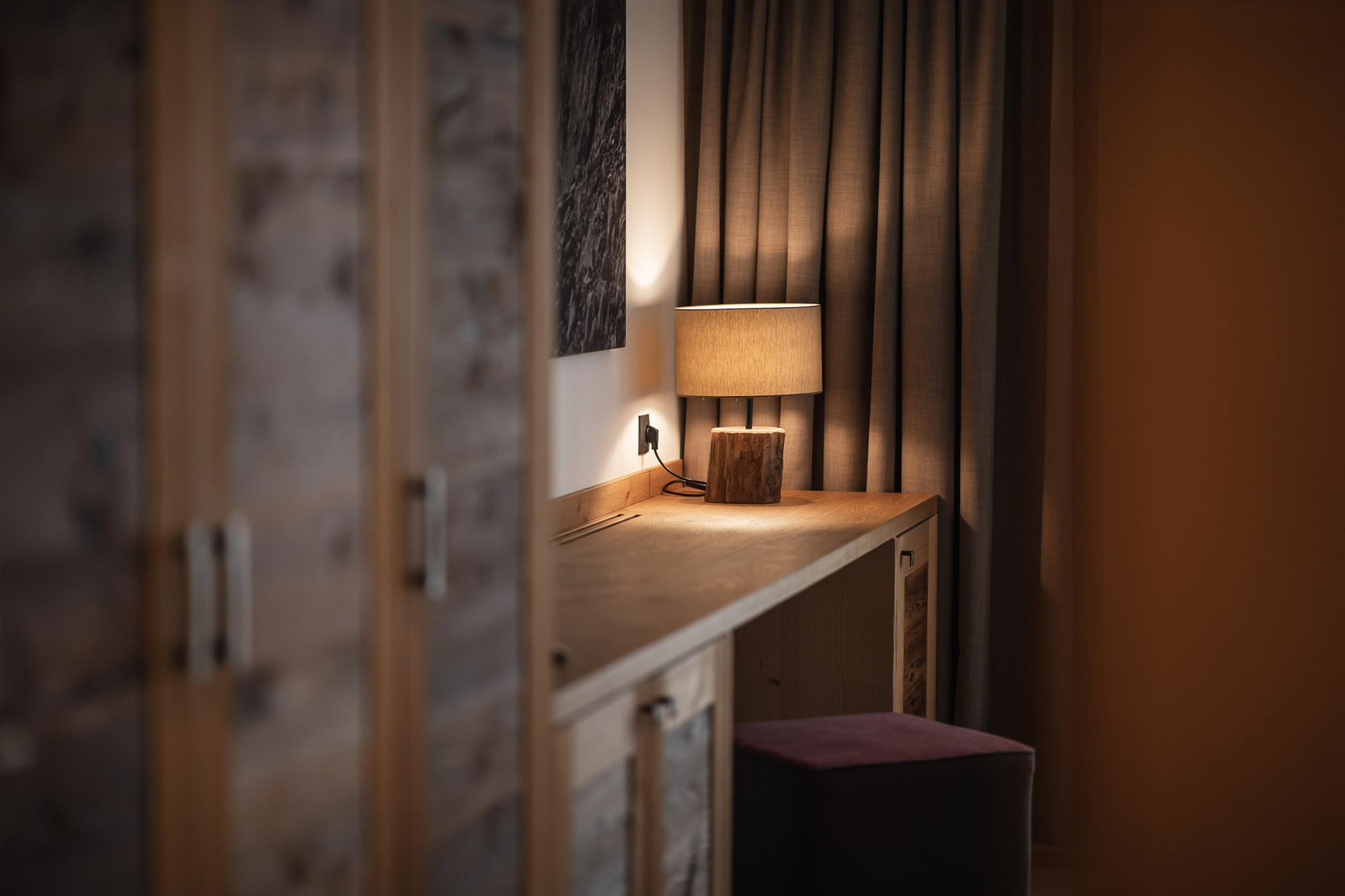 Elegante lampada da tavolo
